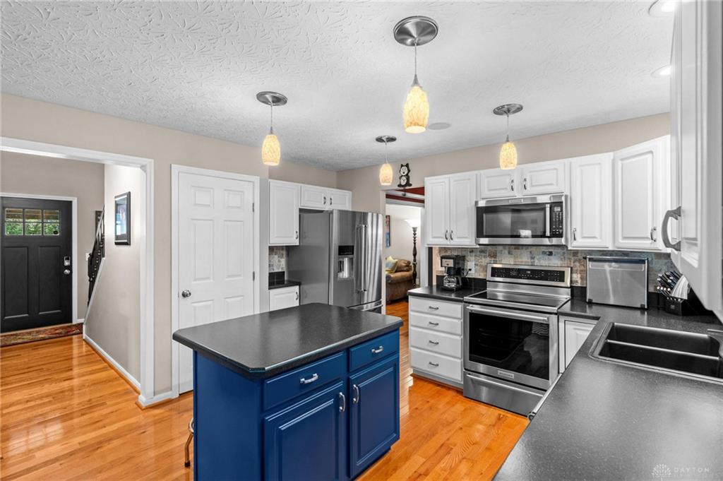 6486 Pickering Property Photo 15