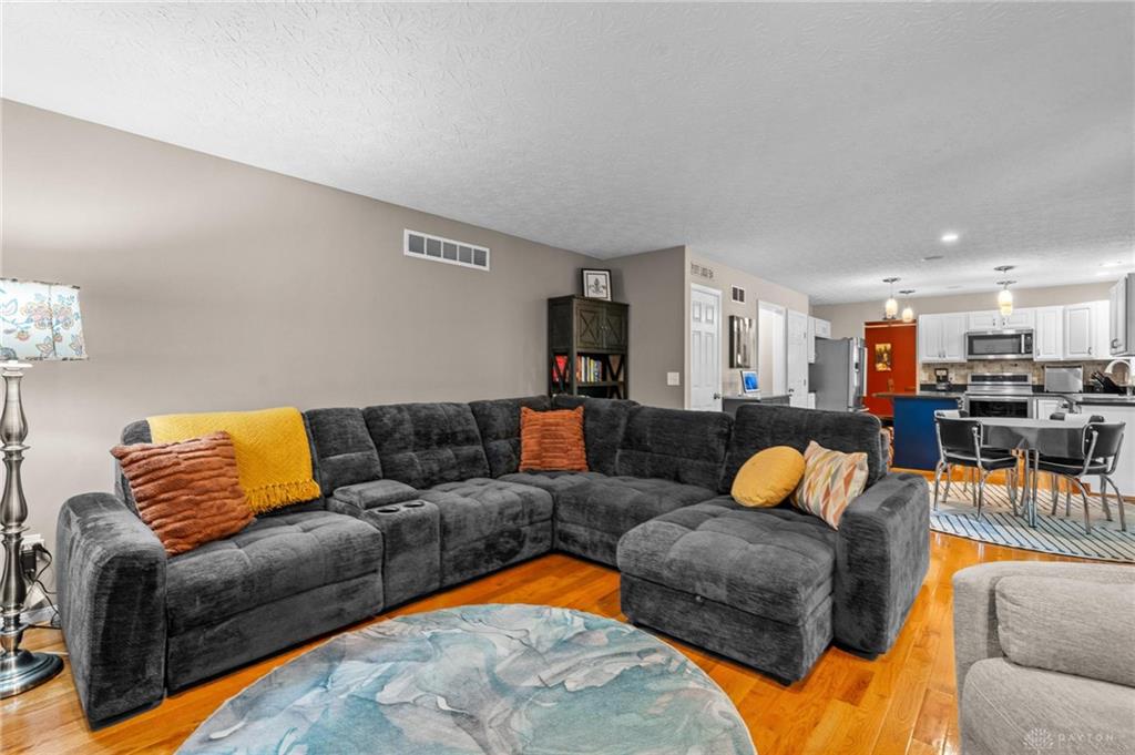 6486 Pickering Property Photo 20