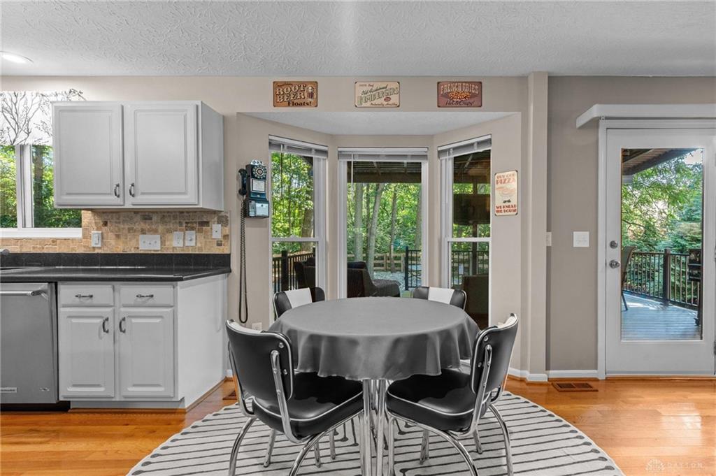 6486 Pickering Property Photo 23