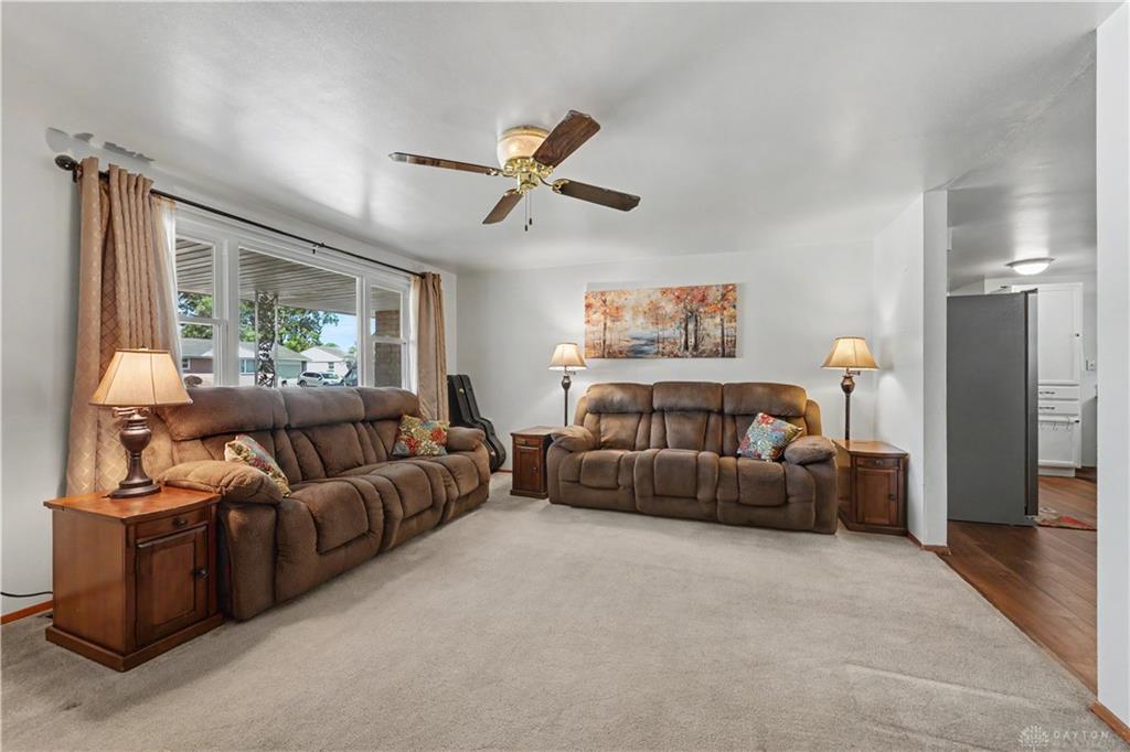400 Zimmerman Property Photo 5