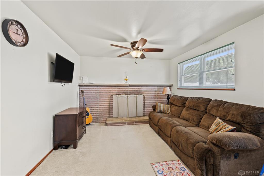 400 Zimmerman Property Photo 14
