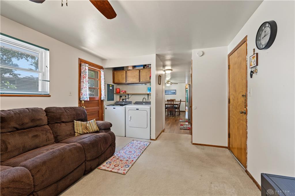 400 Zimmerman Property Photo 15