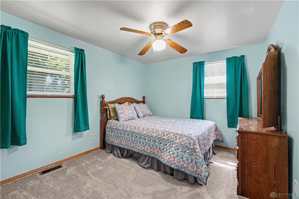 400 Zimmerman Property Photo 25