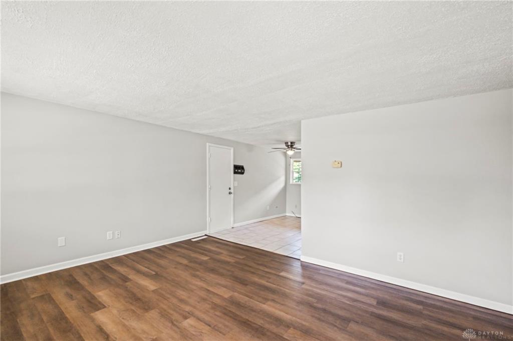 6687 Hubbard Property Photo 3