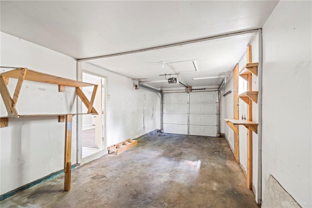 6687 Hubbard Property Photo 15