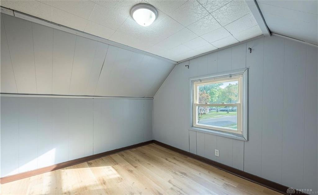 719 Cosler Property Photo 12