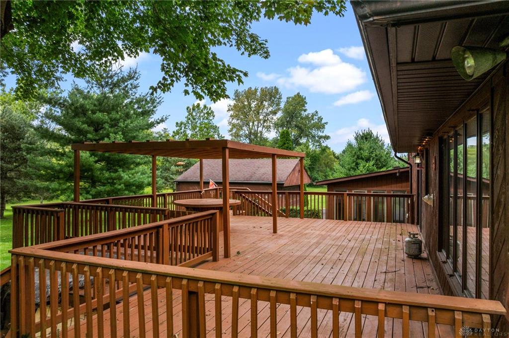 855 Mcbee Property Photo 2