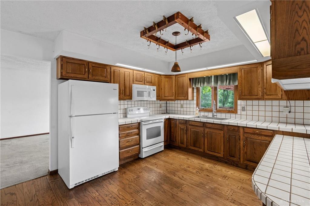 855 Mcbee Property Photo 12