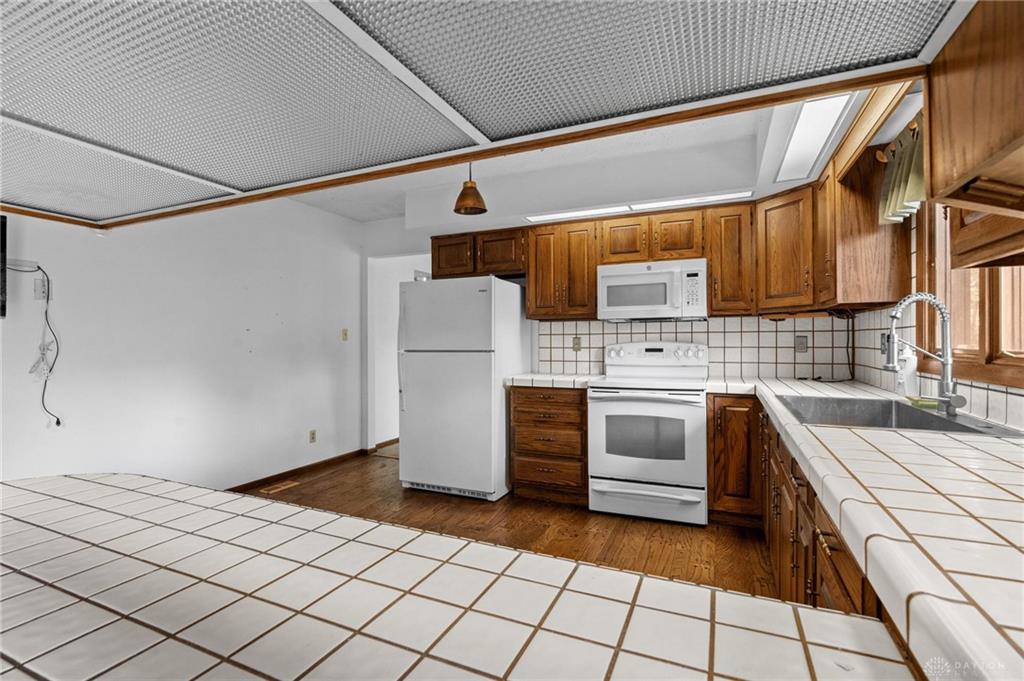 855 Mcbee Property Photo 13