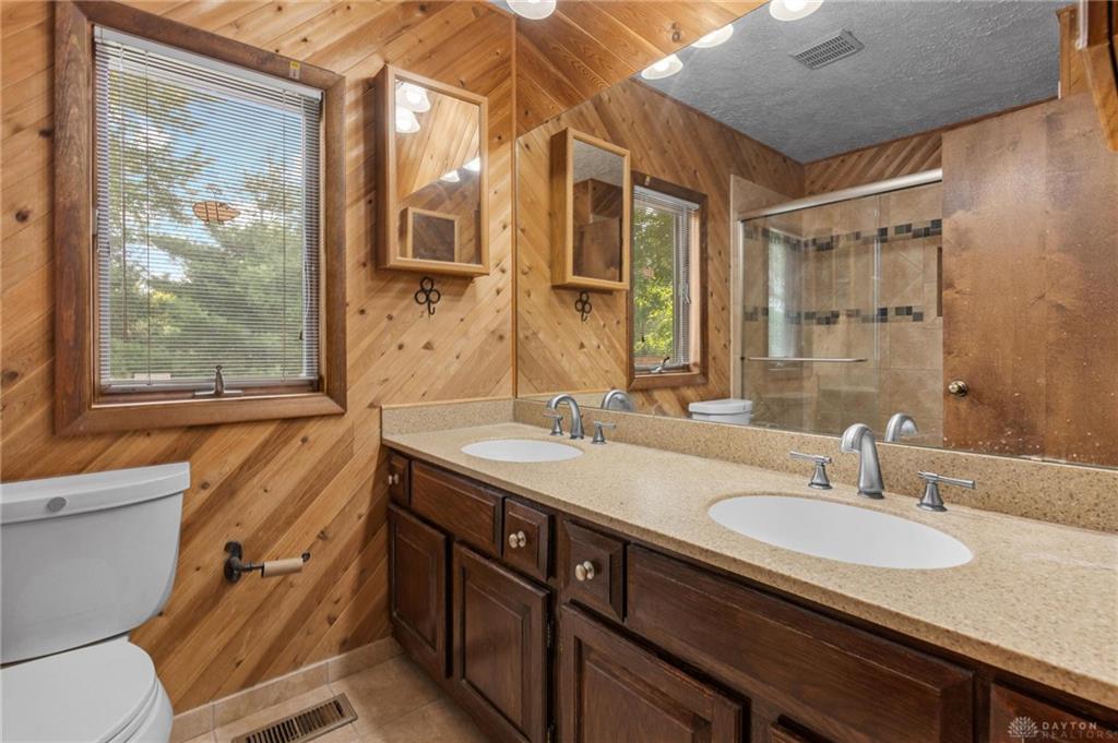 855 Mcbee Property Photo 24