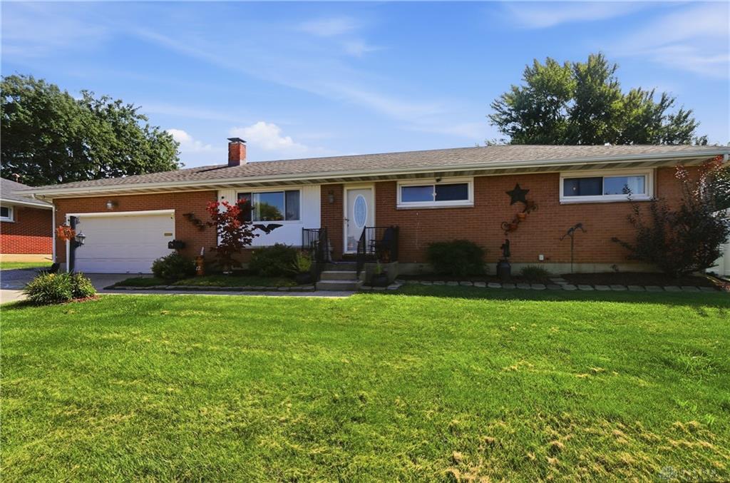 4522 Laredo Property Photo 5