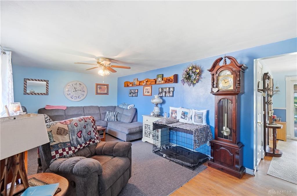 4522 Laredo Property Photo 9