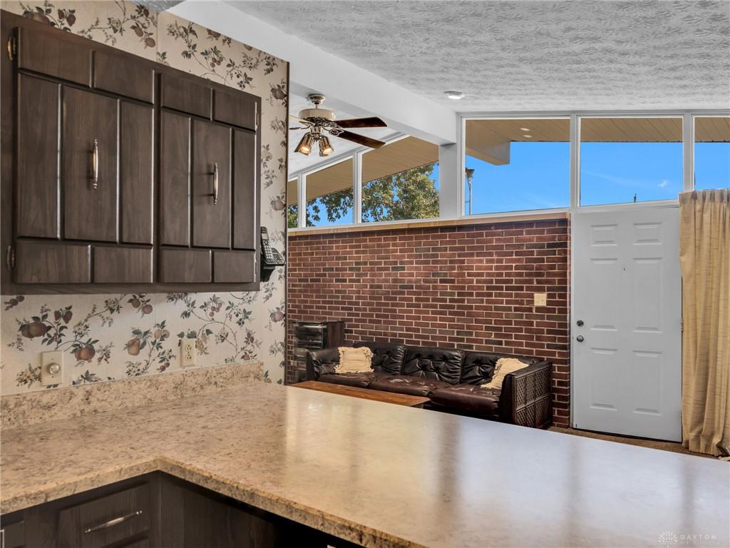 431 Townsend Property Photo 4