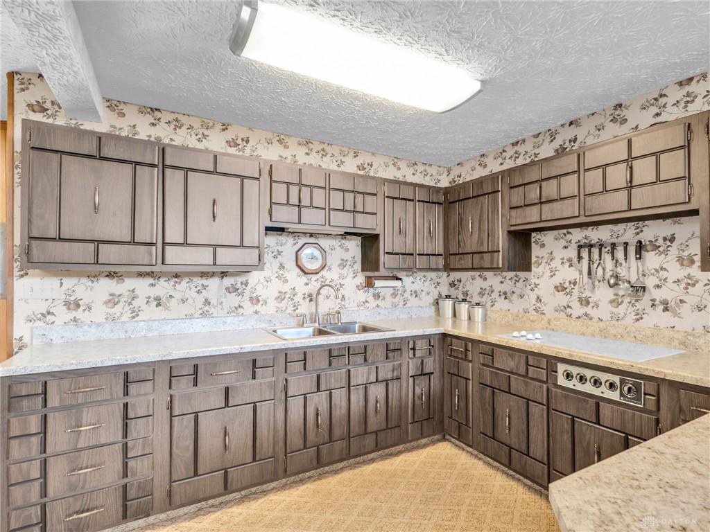 431 Townsend Property Photo 11