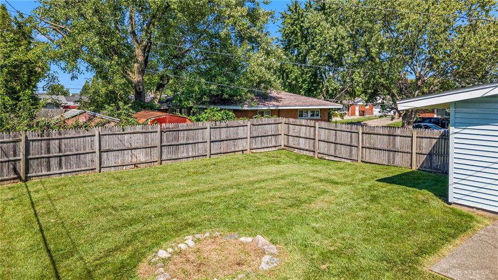 431 Townsend Property Photo 37