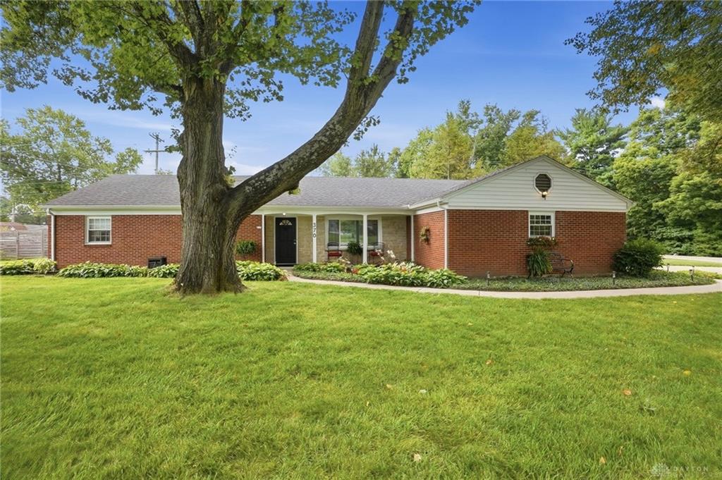 370 Jenny Property Photo 4