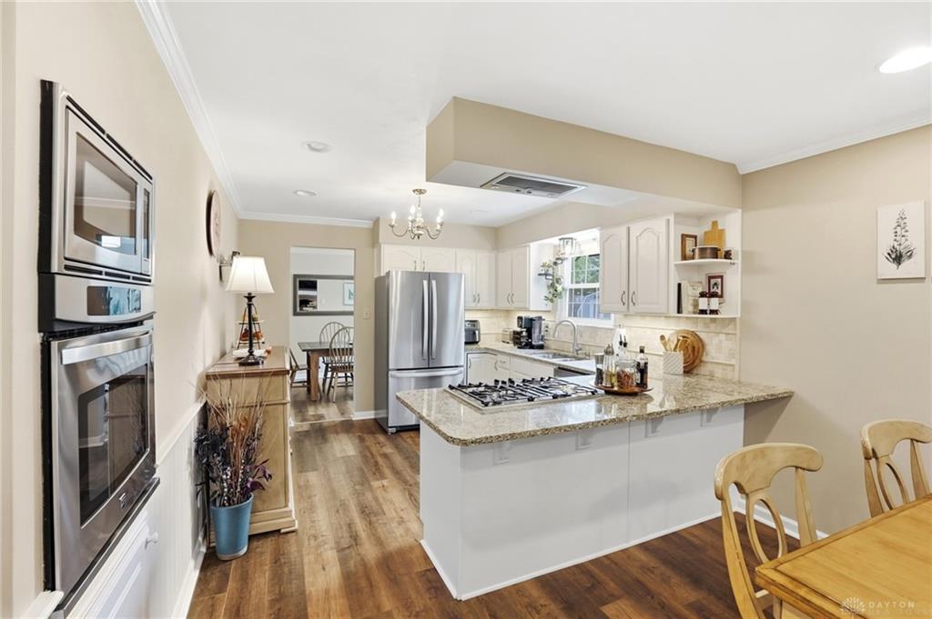 370 Jenny Property Photo 14