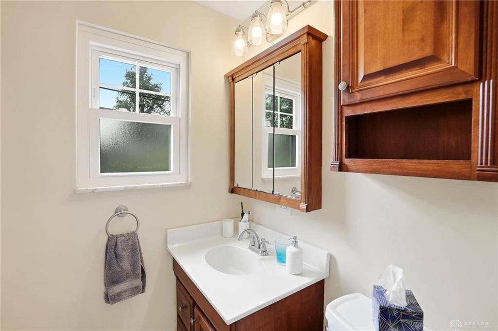 370 Jenny Property Photo 29