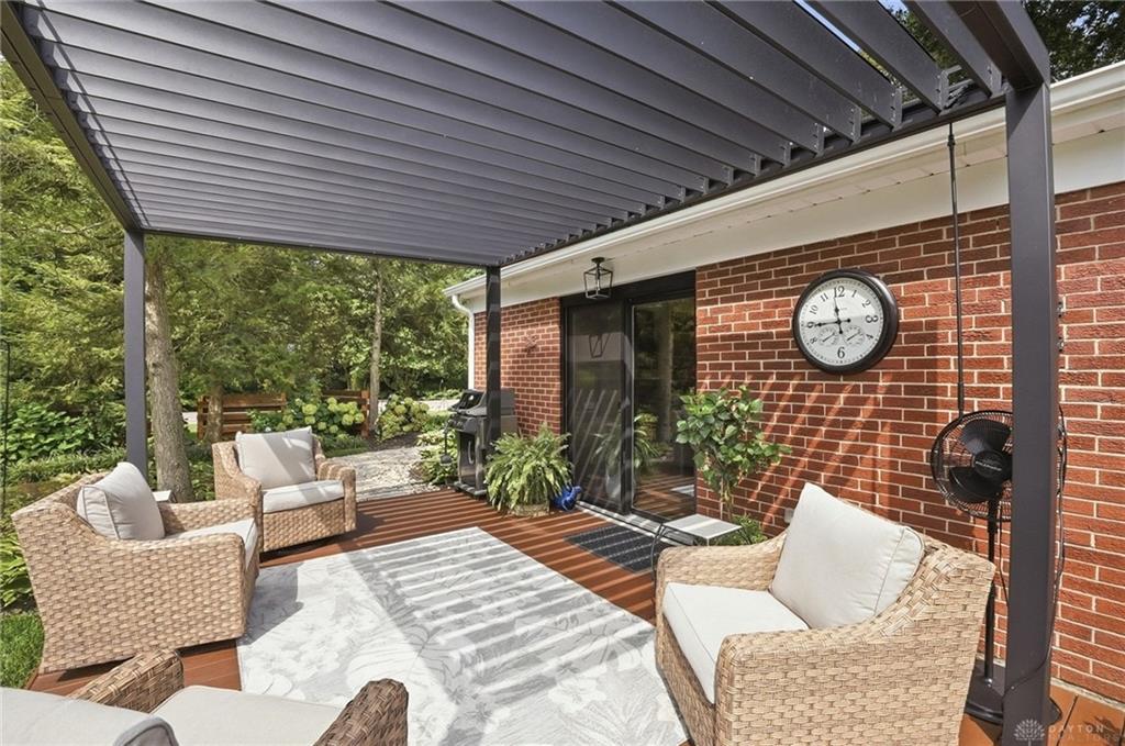 370 Jenny Property Photo 39