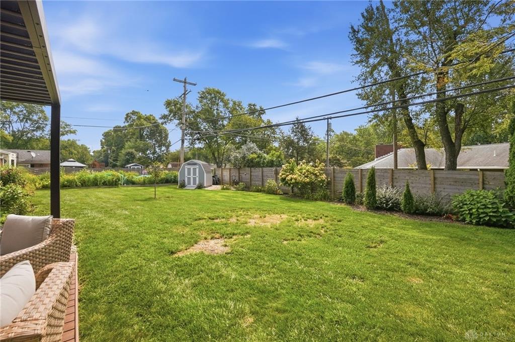 370 Jenny Property Photo 43