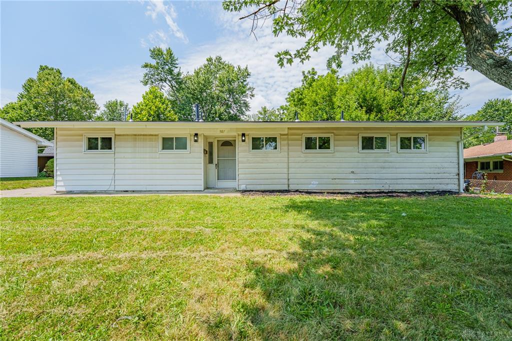 507 Chaucer Property Photo 1