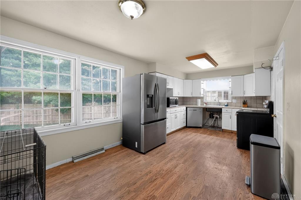 1186 Stanwick Property Photo 6