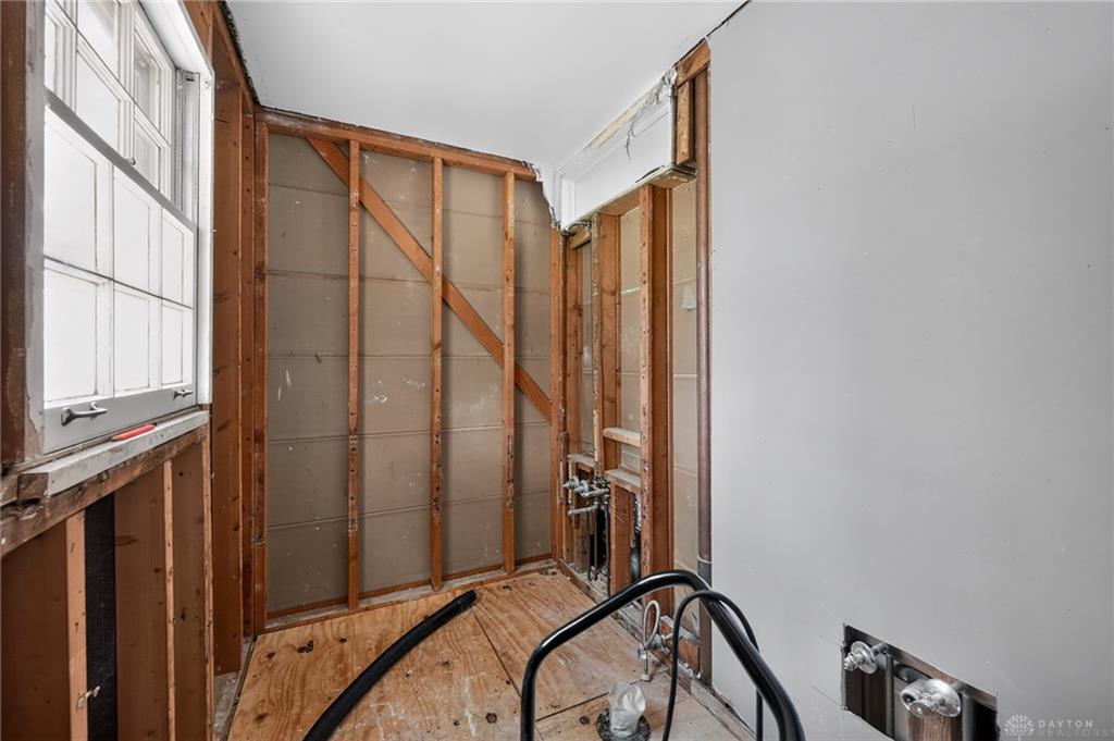 1186 Stanwick Property Photo 18