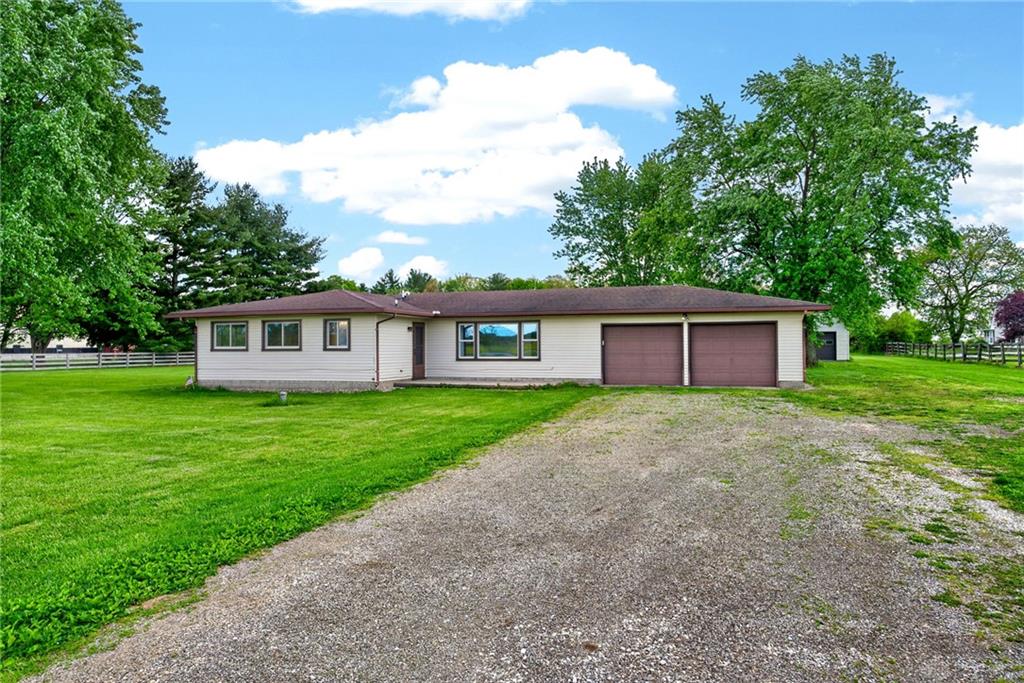1005 Free Property Photo 3