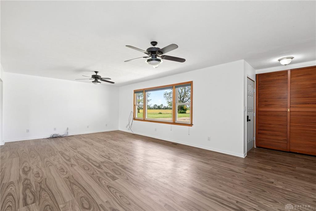 1005 Free Property Photo 8