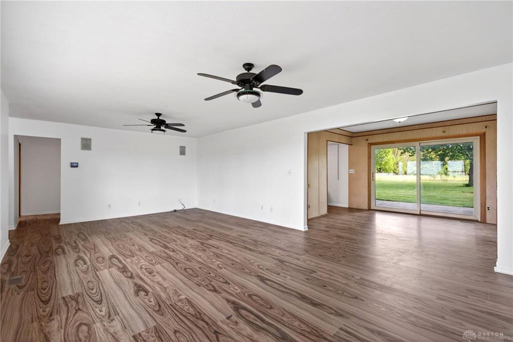 1005 Free Property Photo 10
