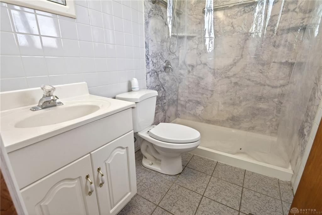 1005 Free Property Photo 21
