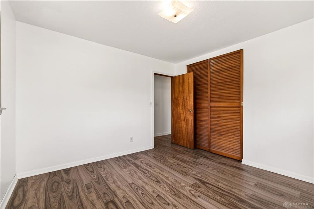 1005 Free Property Photo 28