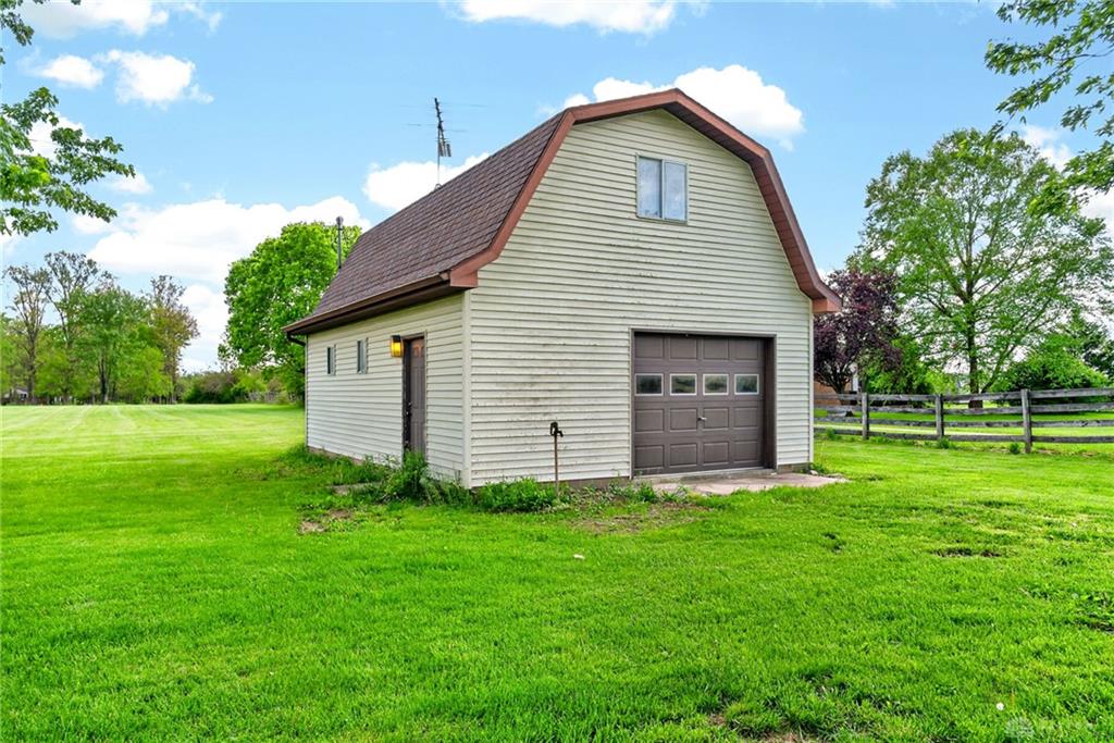 1005 Free Property Photo 37