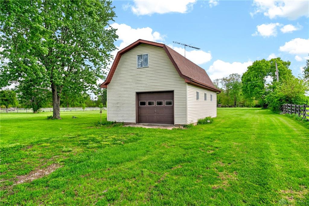 1005 Free Property Photo 39