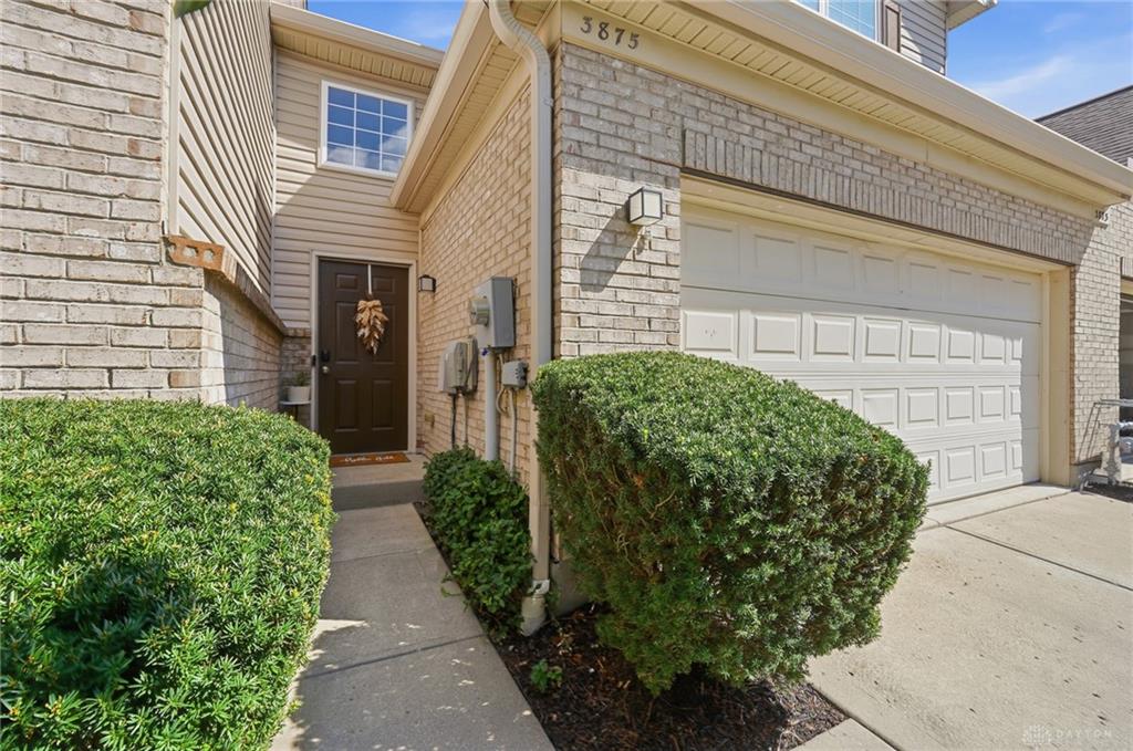 3875 Thorngate Property Photo 2