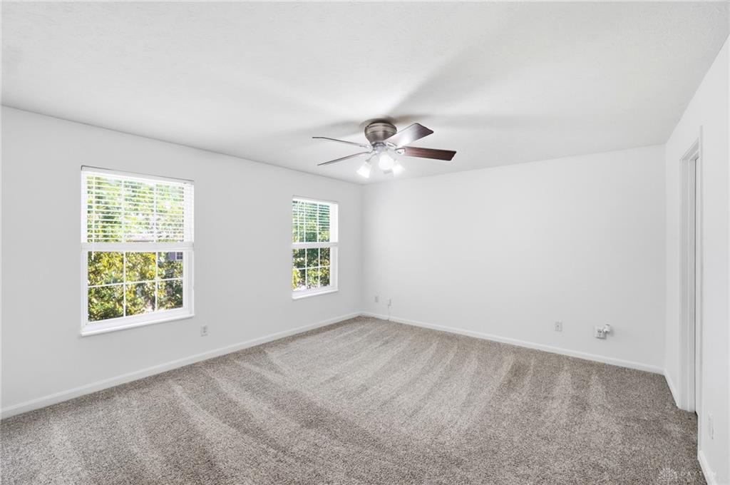 3875 Thorngate Property Photo 9