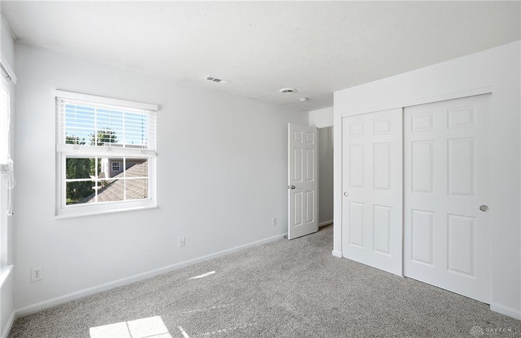 3875 Thorngate Property Photo 15