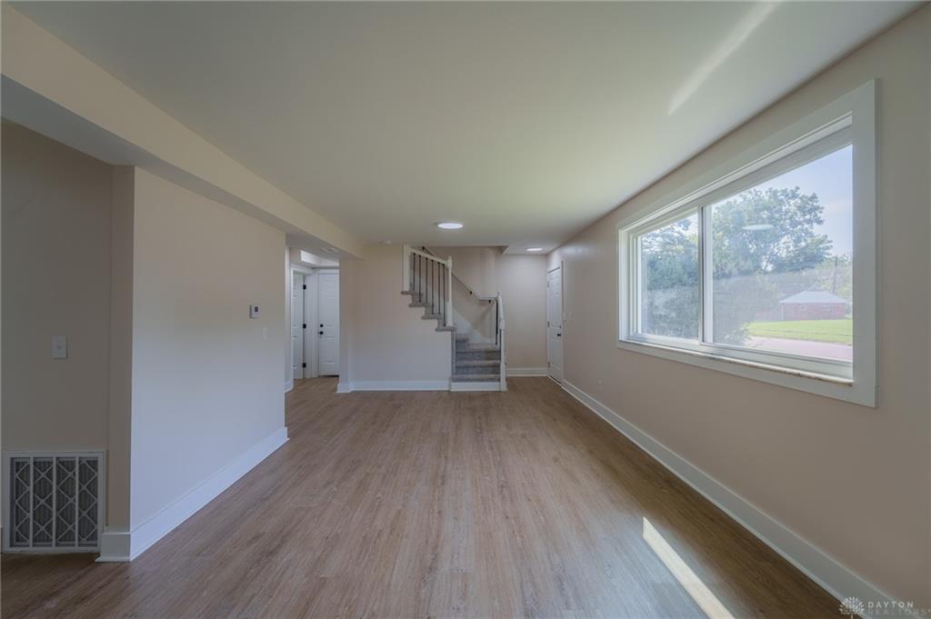 4889 Becker Property Photo 10