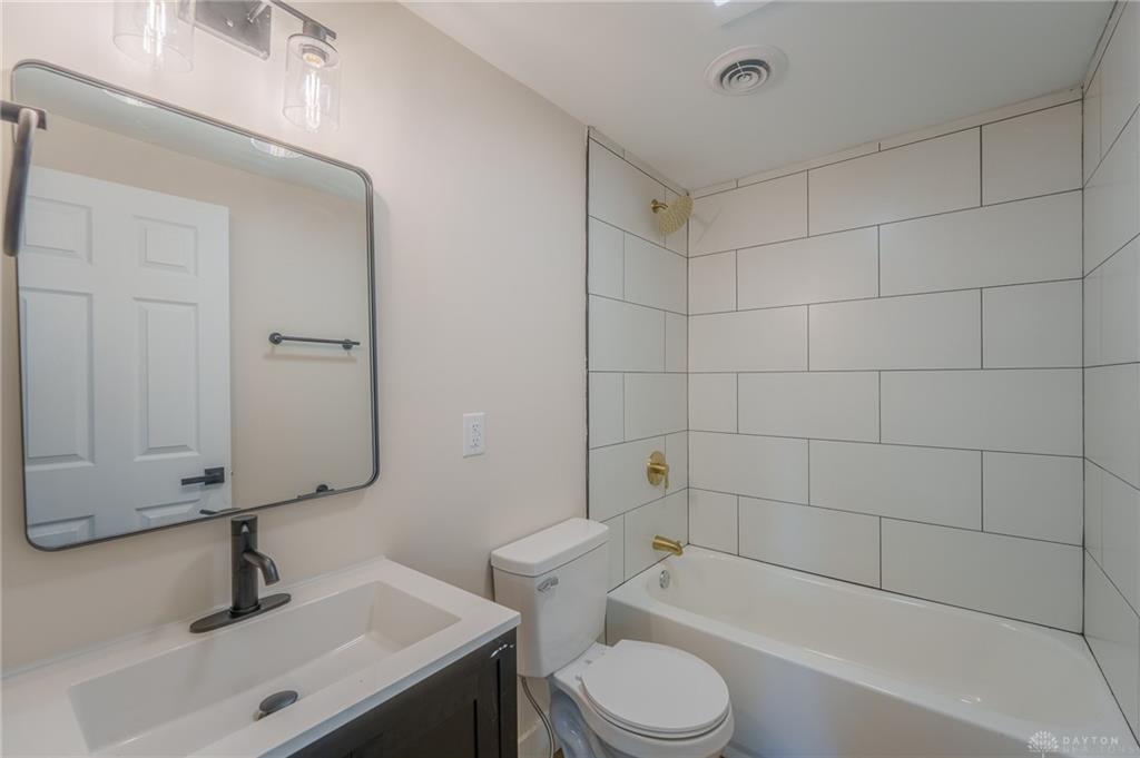 4889 Becker Property Photo 24