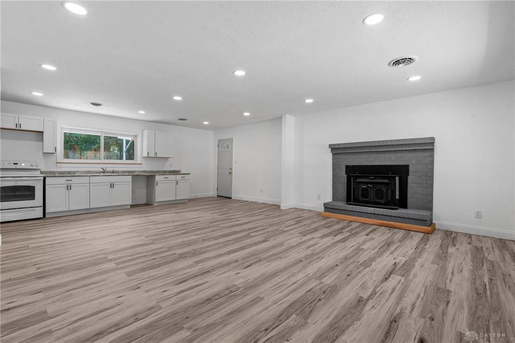 4475 Willow Run Property Photo 7