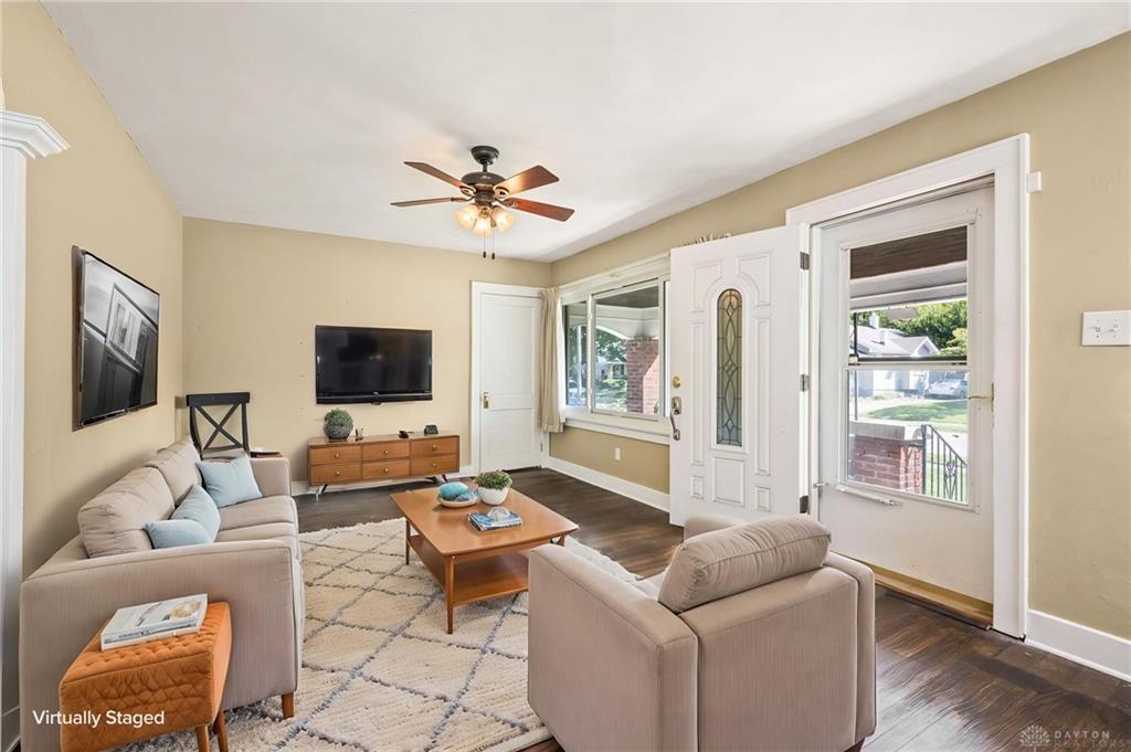 1547 Coventry Property Photo 3