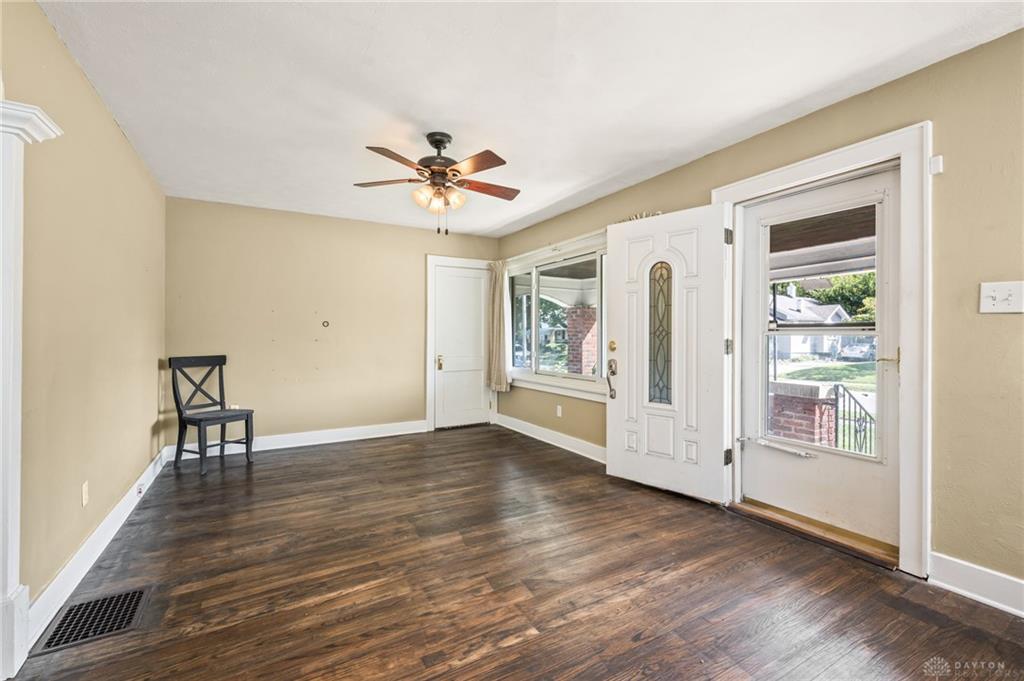 1547 Coventry Property Photo 12