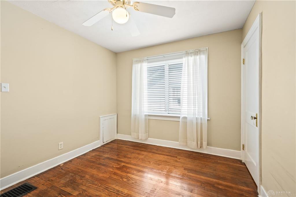 1547 Coventry Property Photo 24