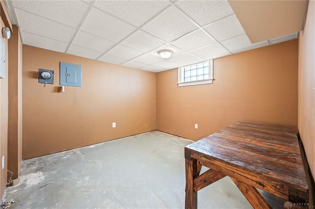 1547 Coventry Property Photo 27