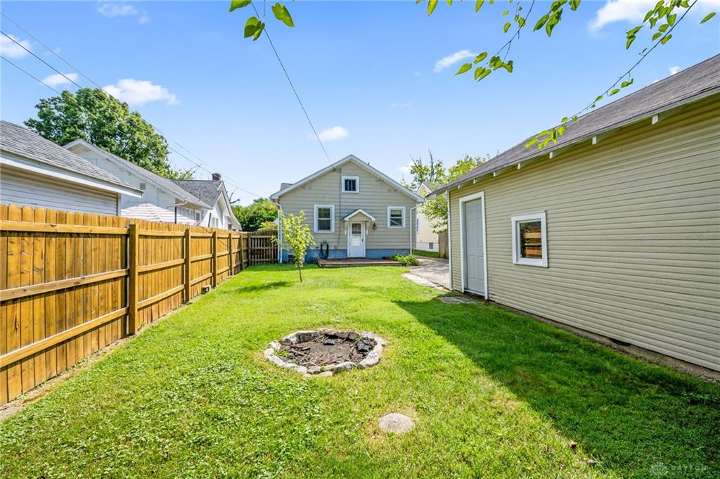 1547 Coventry Property Photo 34
