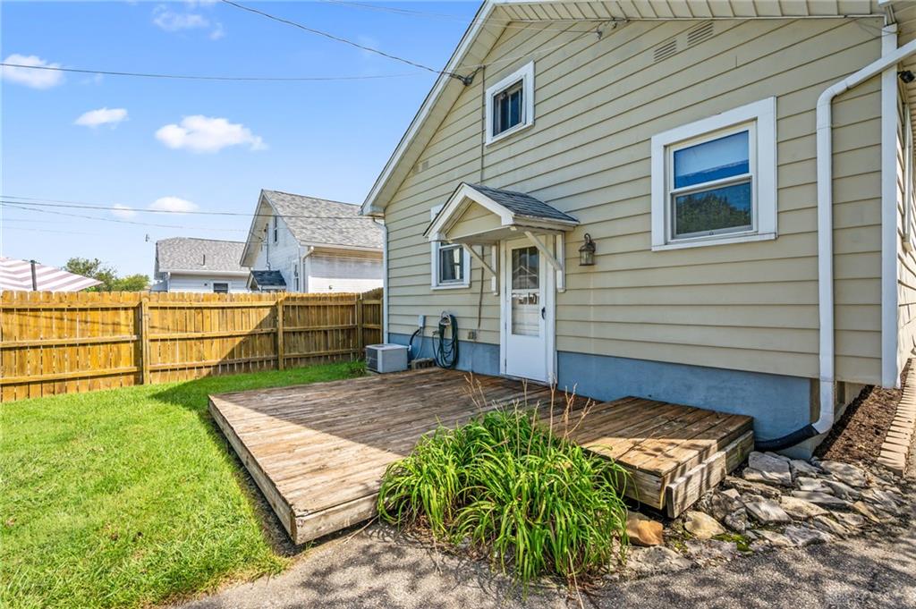 1547 Coventry Property Photo 37