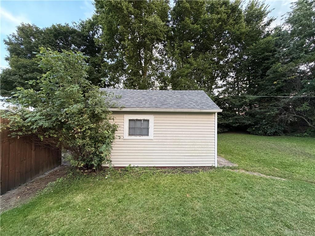 441 E Main Property Photo 15