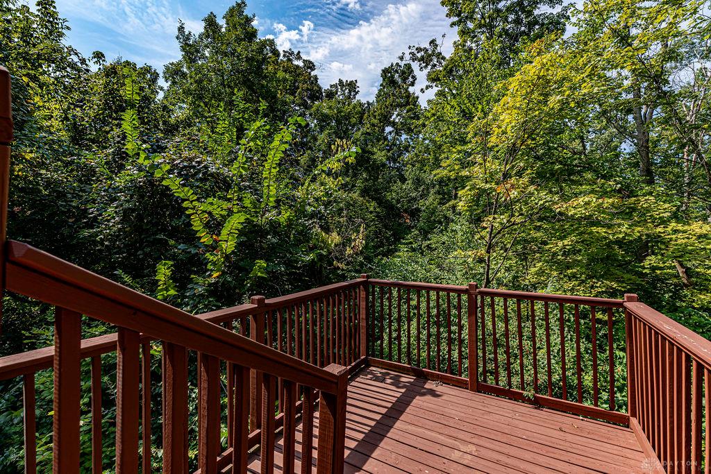 7885 Oak Leaf Property Photo 23