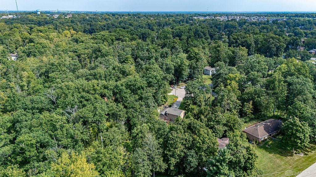 7885 Oak Leaf Property Photo 25