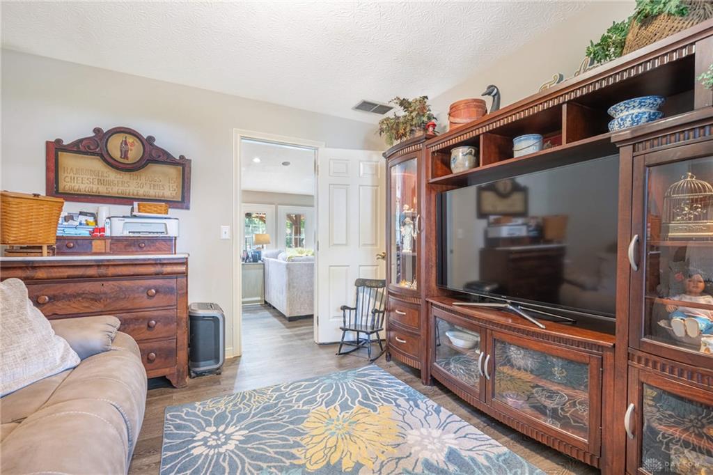 241 Wagner Property Photo 17
